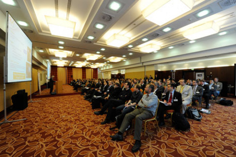 Session plénière d’ESI Global Forum 2010 – Salle de conférence principale